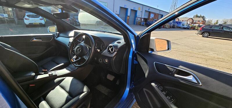 MERCEDES-BENZ B CLASS
