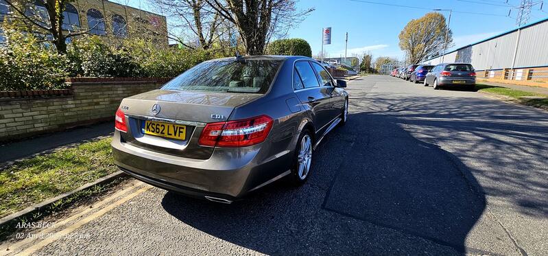 MERCEDES-BENZ E CLASS