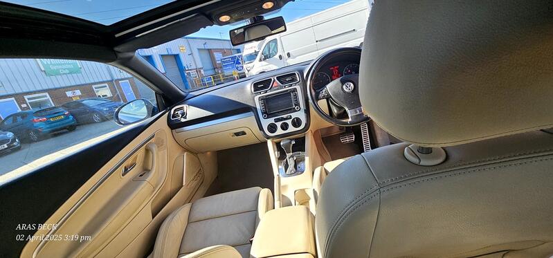 VOLKSWAGEN EOS